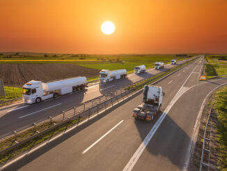 Was müssen Sie beim Einfahren auf die Autobahn beachten